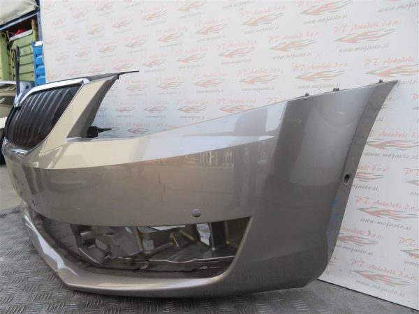 ŠKODA OCTAVIA L.14, PREDNJI ODBIJAČ - Image 3