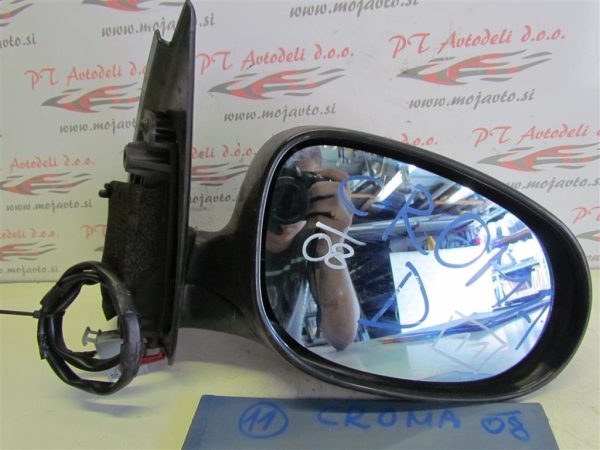 FIAT CROMA L.08, PREDNJE DESNO OGLEDALO
