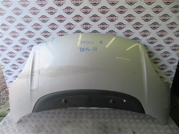 FIAT 500L L.14, POKROV MOTORJA