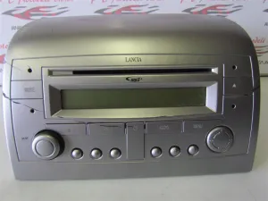 LANCIA YPSILON L.05, RADIO IN NAVIGACIJA