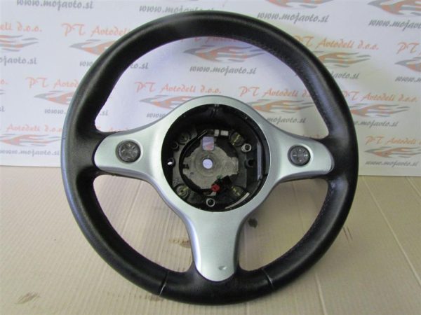 ALFA ROMEO 159, VOLAN USNJEN