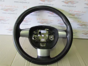 FORD FOCUS L.05, VOLAN USNJEN