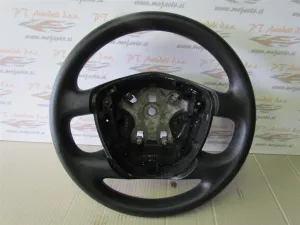 LANCIA YPSILON L.04, VOLAN