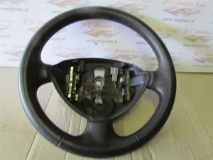 RENAULT LAGUNA L.03, VOLAN USNJEN