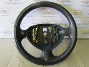 RENAULT LAGUNA L.04, VOLAN USNJEN