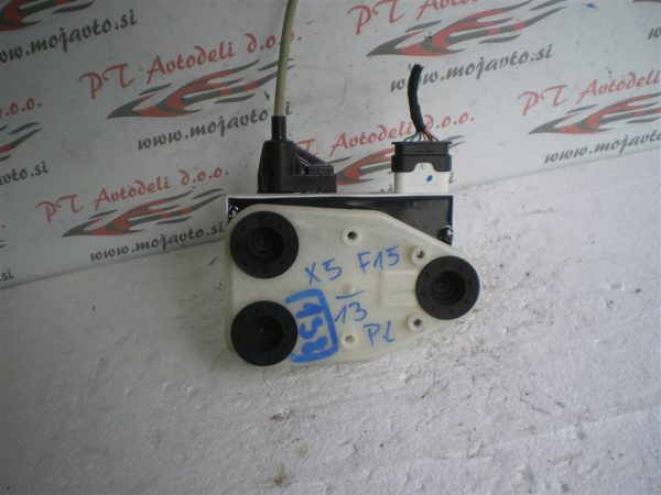 BMW F20 L.13 ZADNJA DESNA KLJUČAVNICE VRAT