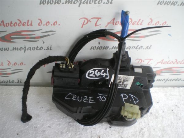 CHEVROLET CRUZE L.10 PREDNJA DESNA KLJUČAVNICE VRAT