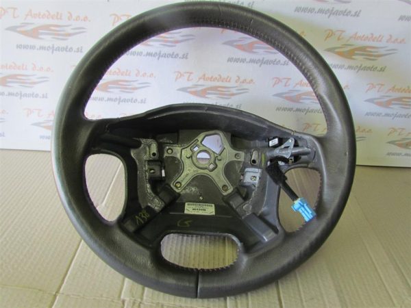 VOLVO V70 L.02, VOLAN USNJEN