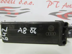 AUDI A8 L.06, ELEKTRONIKA