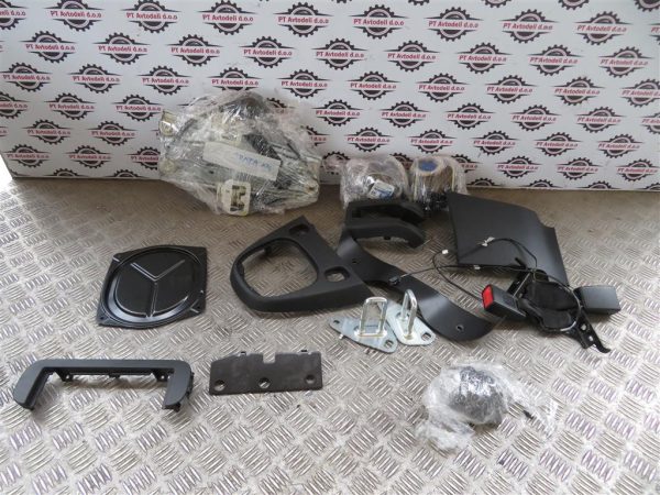 FIAT PANDA L.16, KOMPLET NOTRANJOST - Image 8