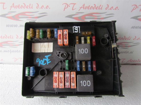 VW GOLF, VAROVALKE Z ELEKTRONIKO