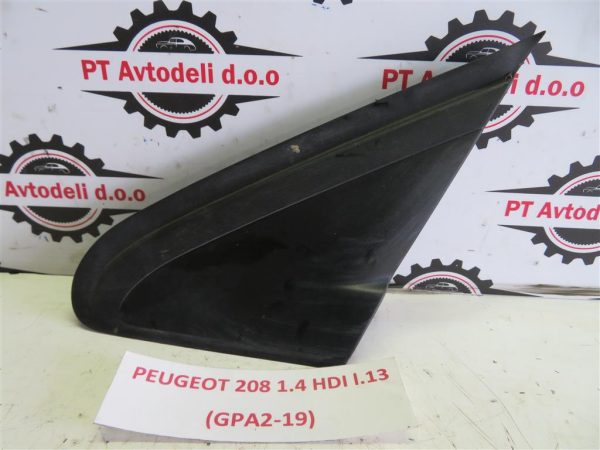 PEUGEOT 208 L.13, PVC TRIKOTNIK BLATNIKA, LEVI