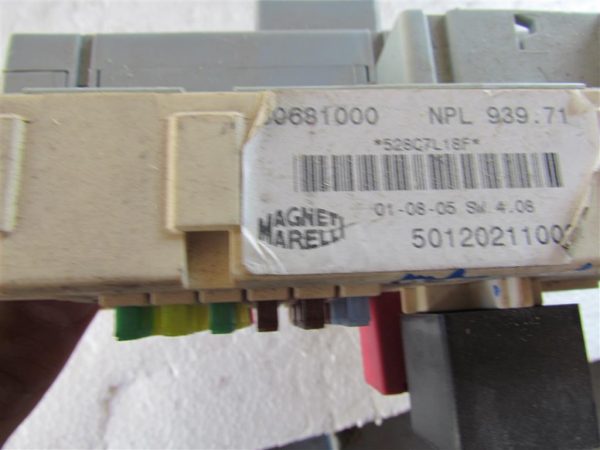 ALFA ROMEO 159, VAROVALKE Z ELEKTRONIKO - Image 2