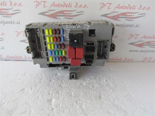 FIAT CROMA L.07, VAROVALKE Z ELEKTRONIKO