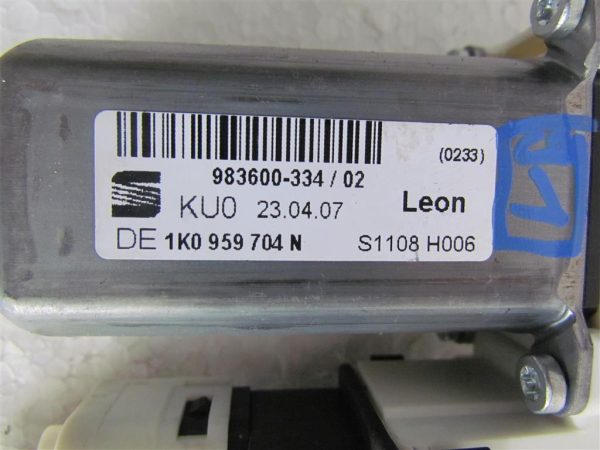 SEAT LEON L.07, MOTORČEK ZA DVIG STEKLA, ZADNJI DESNI - Image 2
