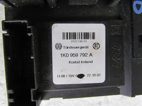 VW TOURAN L.07, MOTORČEK ZA DVIG STEKLA, PREDNJI DESNI - Image 2
