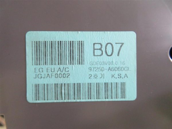 HYUNDAI I30 L.15, KOMANDE ROČNE KLIME - slika 3