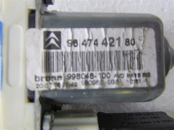 CITROEN C4 (3V) L.08, MOTORČEK ZA DVIG STEKLA, PREDNJI DESNI - Image 2