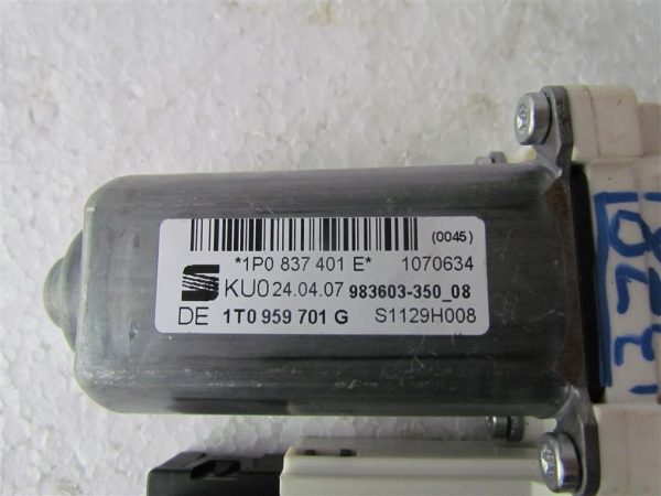 SEAT LEON L.08, MOTORČEK ZA DVIG STEKLA, PREDNJI LEVI - Image 2