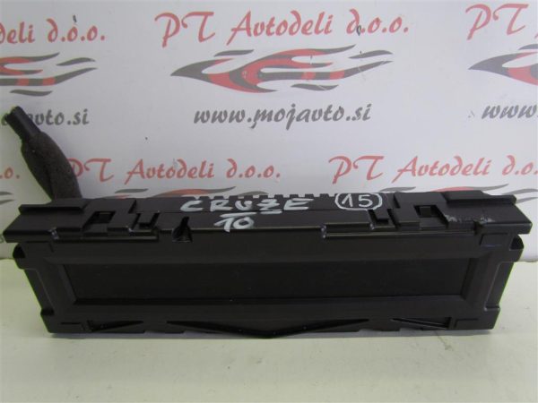 CHEVROLET CRUZE L.10, DISPLEJ ZA RADIO