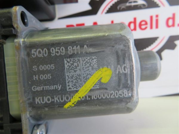 ŠKODA OCTAVIA SW L.16, MOTORČEK ZA DVIG STEKLA, ZADNJI LEVI - Image 3