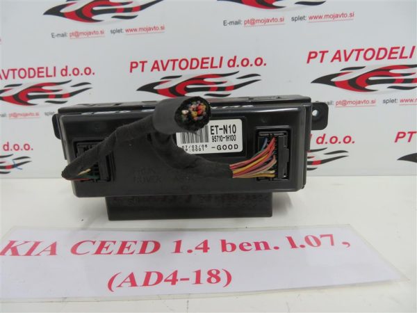 KIA CEED 1.4 BEN. L.08, DISPLAY ZA RADIO - Image 2
