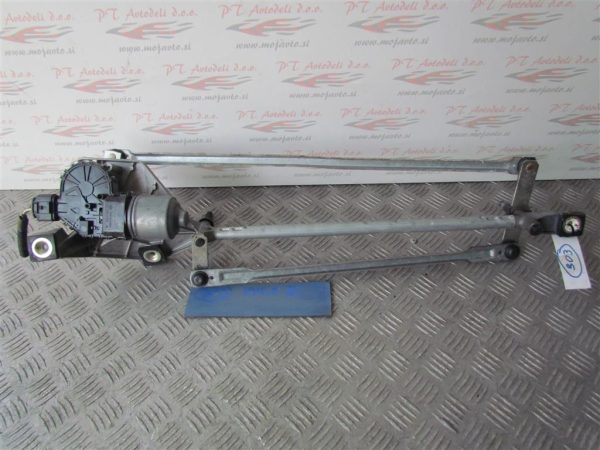 FORD KUGA L.10, MOTORČEK PREDNJEGA BRISALCA - Image 2