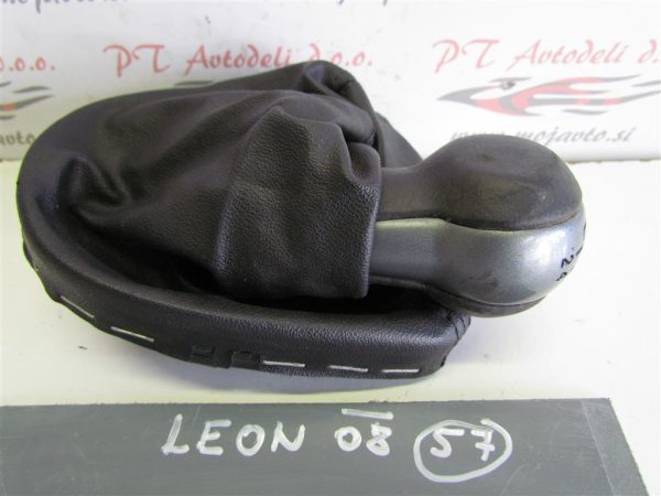SEAT LEON L.08, BUNKA PRESTAVNE ROČKE