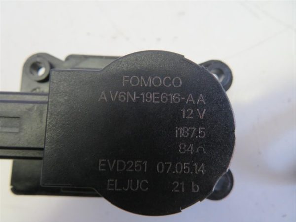 FORD S-MAX L.14, MOTORČEK LOPUTE NA PEČKI - Image 2