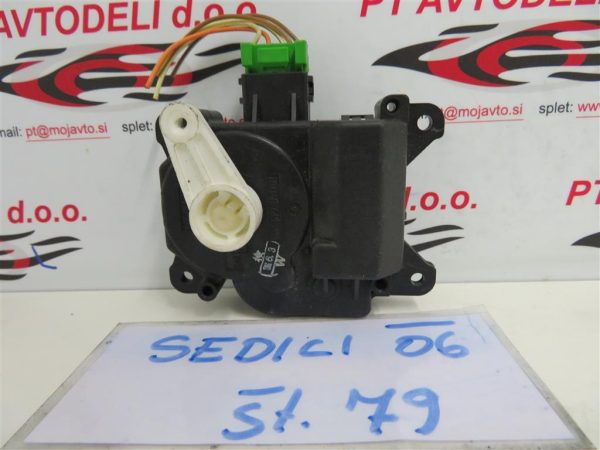 FIAT SEDICI L.06, MOTORČEK LOPUTE NA PEČKI