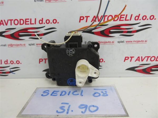 FIAT SEDICI L.08, MOTORČEK LOPUTE NA PEČKI
