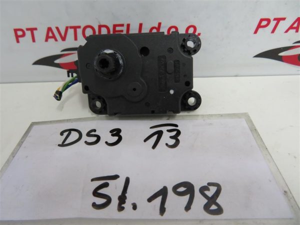 CITROEN DS3 L.13, MOTORČEK LOPUTE NA PEČKI
