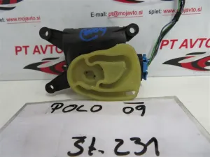 VW POLO L.09, MOTORČEK LOPUTE NA PEČKI
