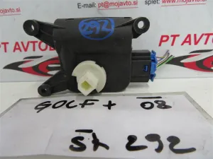 VW GOLF PLUS L.08, MOTORČEK LOPUTE NA PEČKI