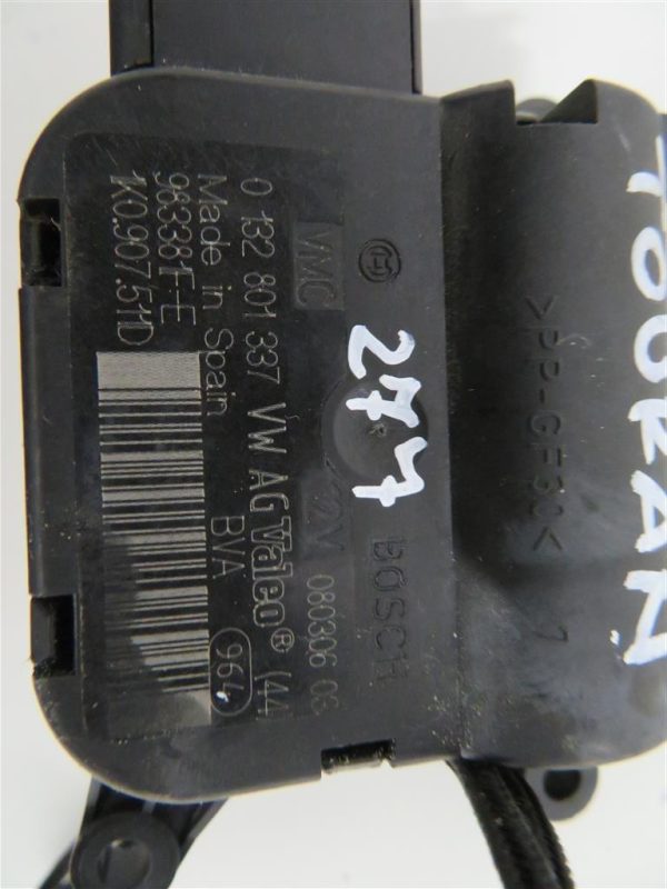 VW TOURAN L.06, MOTORČEK LOPUTE NA PEČKI - Image 3