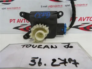 VW TOURAN L.06, MOTORČEK LOPUTE NA PEČKI