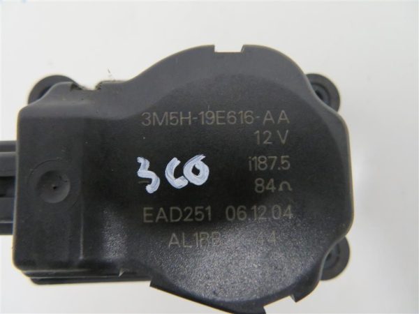 FORD FOCUS L.06, MOTORČEK LOPUTE NA PEČKI - Image 2