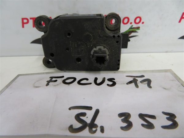 FORD FOCUS L.11, MOTORČEK LOPUTE NA PEČKI
