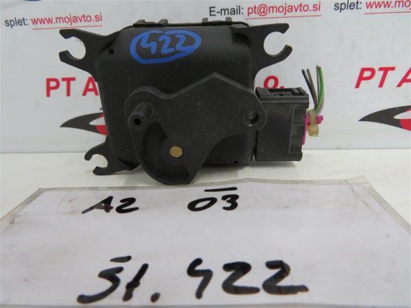 AUDI A2 L.03, MOTORČEK LOPUTE NA PEČKI