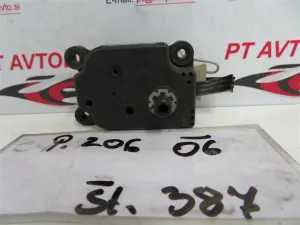 PEUGEOT 206 L.06, MOTORČEK LOPUTE NA PEČKI