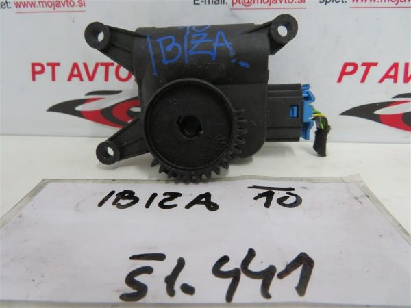 SEAT IBIZA L.10, MOTORČEK LOPUTE NA PEČKI