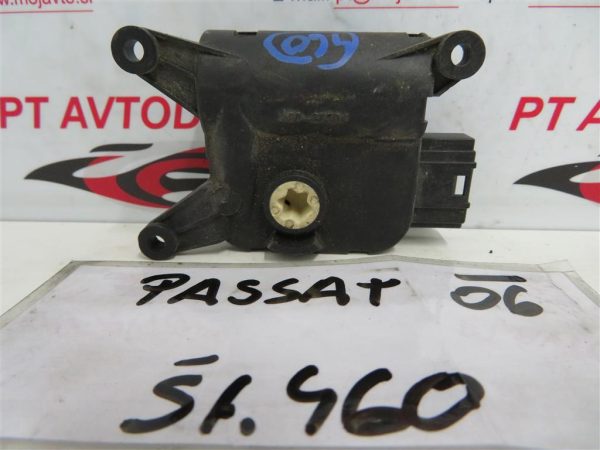 VW PASSAT L.06, MOTORČEK LOPUTE NA PEČKI