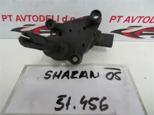 VW SHARAN L.05, MOTORČEK LOPUTE NA PEČKI