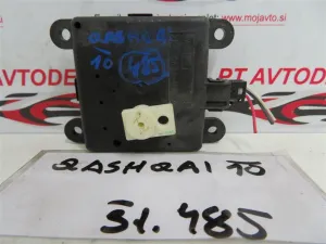 NISSAN QASHQAI L.10, MOTORČEK LOPUTE NA PEČKI