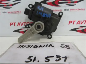 OPEL INSIGNIA L.08, MOTORČEK LOPUTE NA PEČKI