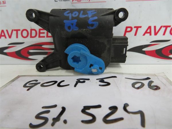 VW GOLF 5 L.06, MOTORČEK LOPUTE NA PEČKI