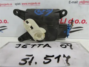 VW JETTA L.07, MOTORČEK LOPUTE NA PEČKI