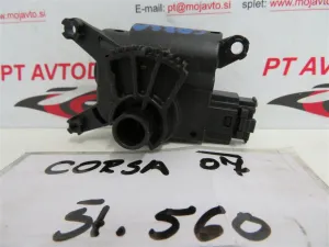 OPEL CORSA L.07, MOTORČEK LOPUTE NA PEČKI