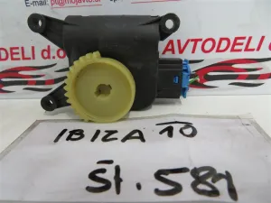 SEAT IBIZA L.10, MOTORČEK LOPUTE NA PEČKI
