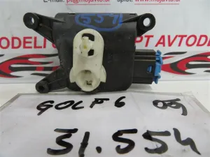 VW GOLF 6 L.09, MOTORČEK LOPUTE NA PEČKI